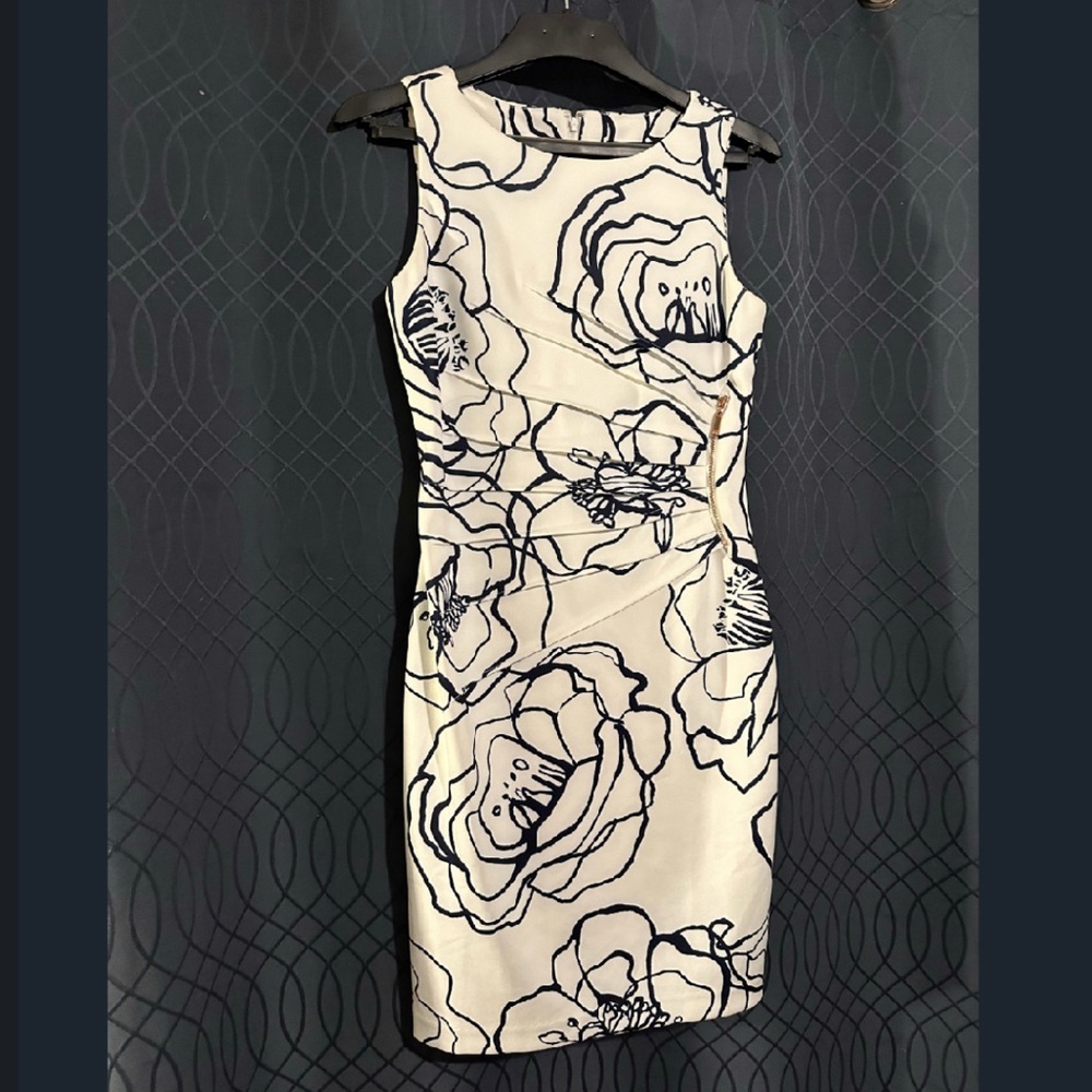 Classy Ivanka Trump White and Navy Floral Dress with Rose Gold Zipper Detail!